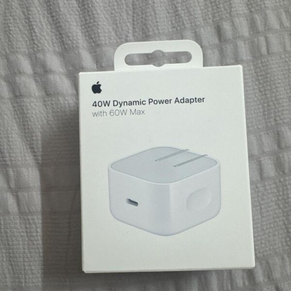 Apple 17 pro max charger 40w watt