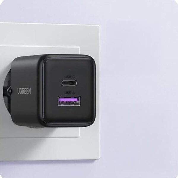 Ugreen 30w 2-port Gan Fast charger